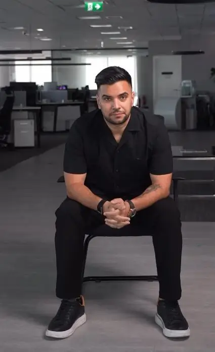 Pako Thawani trader profesional