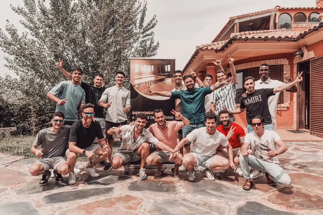 Evento presencial Élite del Trading con Pako Thawani y alumnos - comunidad real de traders